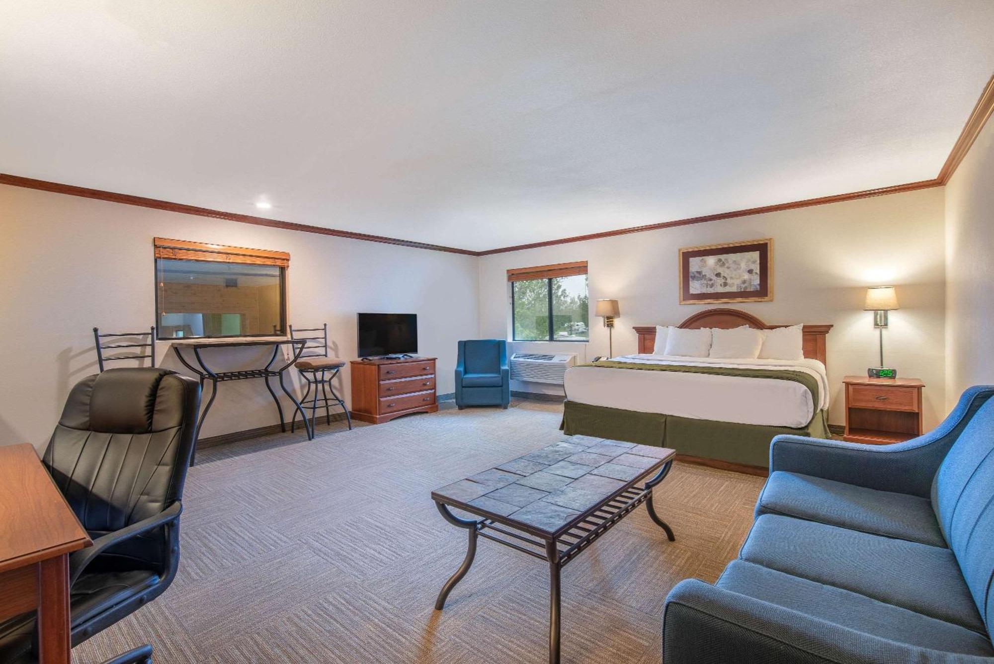 Days Inn By Wyndham Mitchell Sd Exterior photo
